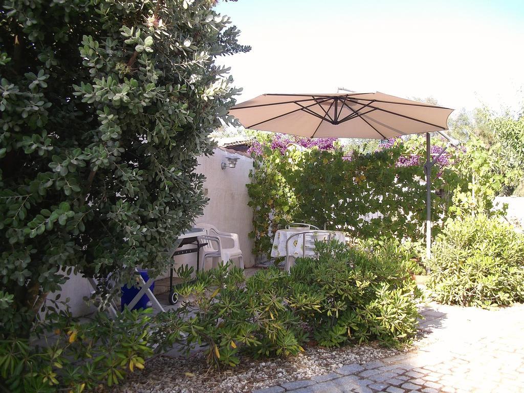 Casa Balente Lägenhet Àrbatax Exteriör bild